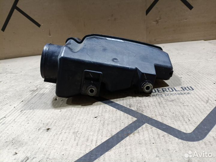 Резонатор возд.фильтра Nissan X-trail TNT31