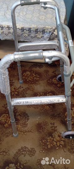 Продам ходунки