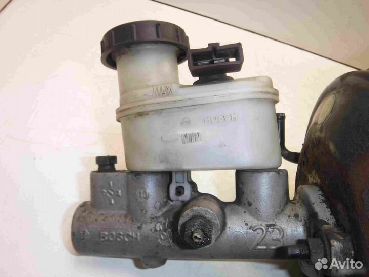 Вакуумник с гтц Nissan Primera P11E 96-02