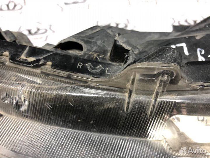 Фара передняя левая Honda Accord