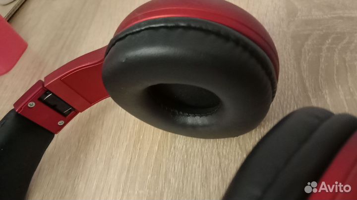 Беспроводные наушники