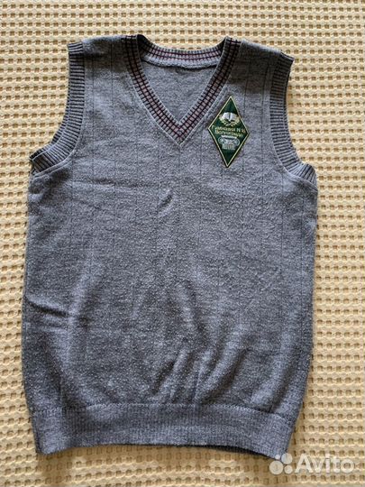 Жилетка Гимназия 16