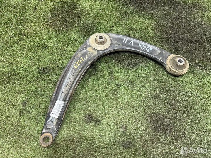 Рычаг передний левый Peugeot 308 3008 Citroen c4