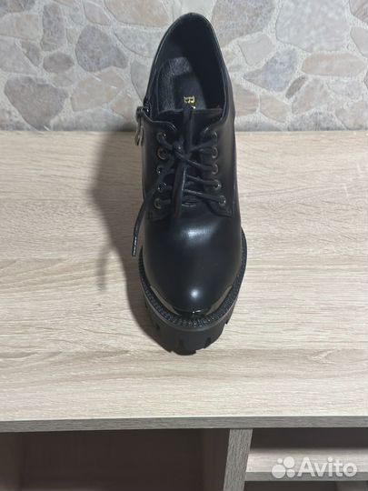 Осенняя женская обувь 36размер