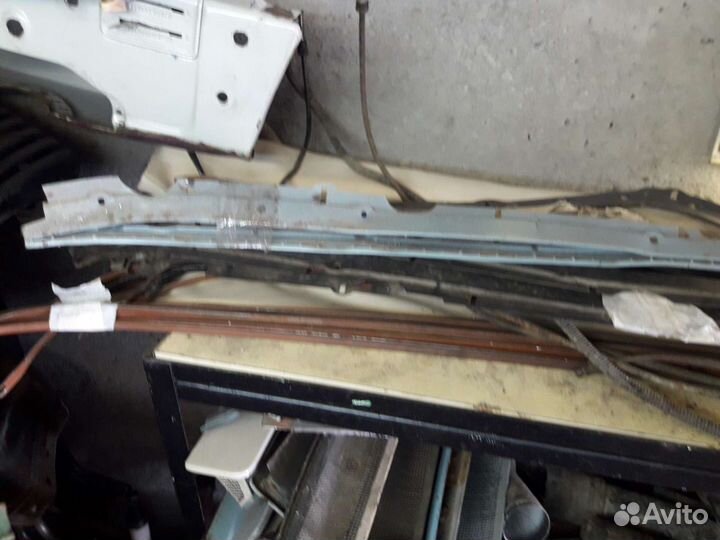 Газ 21 накладки стоек, стекол