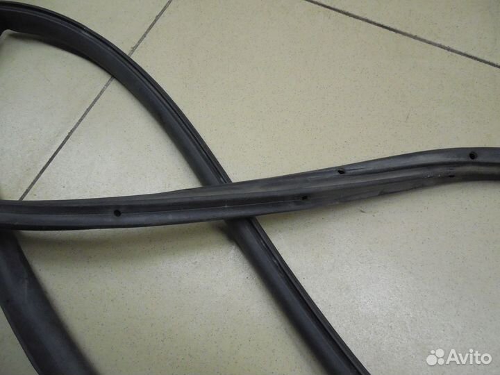 Уплотнитель (внутри) Fusion 2002-2012