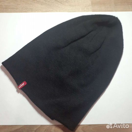 Шапка мужская levis