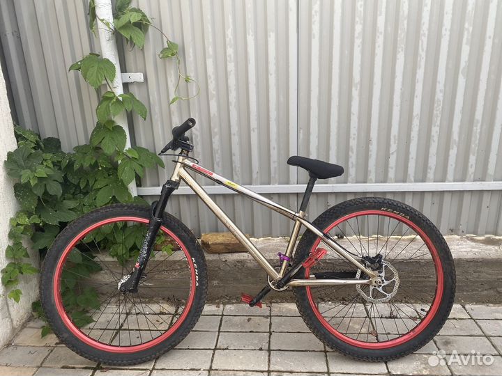 Мтб стрит дёрт 26 на тормозах sram guide T