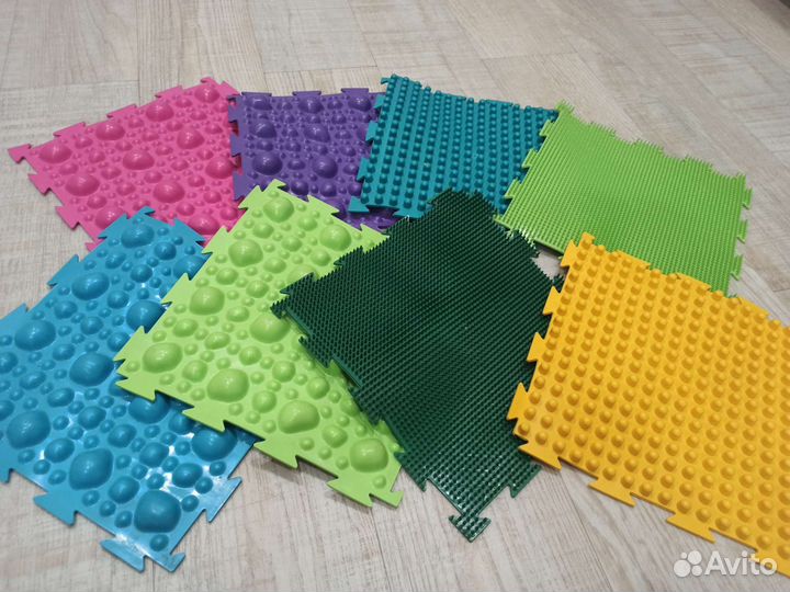 Массажный ортопедический коврик (пазл 8 шт)