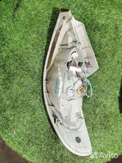 Фара правая, фонарь левый Toyota Camry Solara