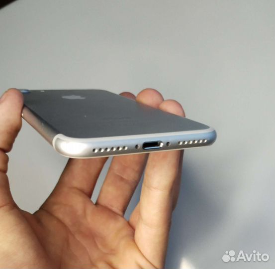 Оригинал iPhone 7 32gb Ростест (идеал. сост.)
