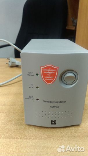 Стабилизатор напряжения Defender AVR 600VA