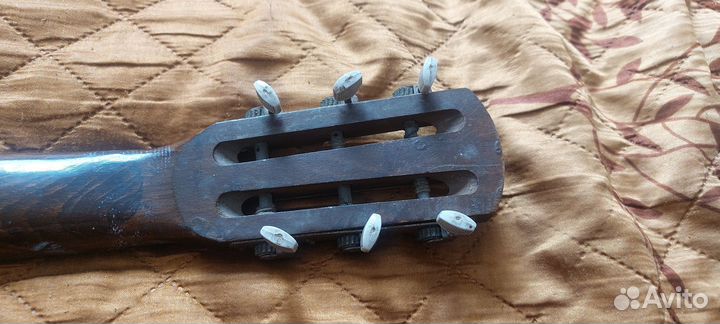 Гитара СССР, Ленинградская