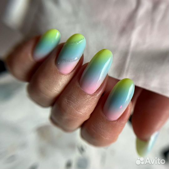 Мастер маникюра и педикюра