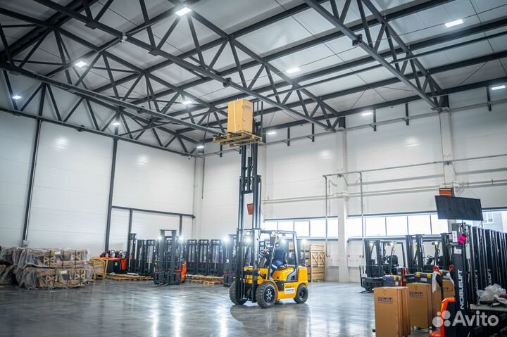 Вилочный погрузчик Hyundai 30LE-7, 2023