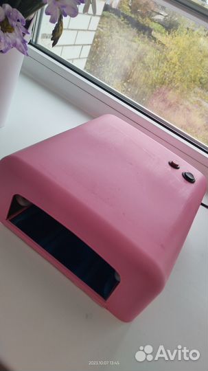 Уф лампа для ногтей