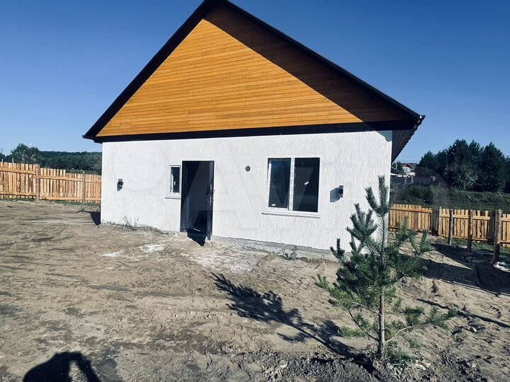 Дом 100 м² на участке 5 сот.