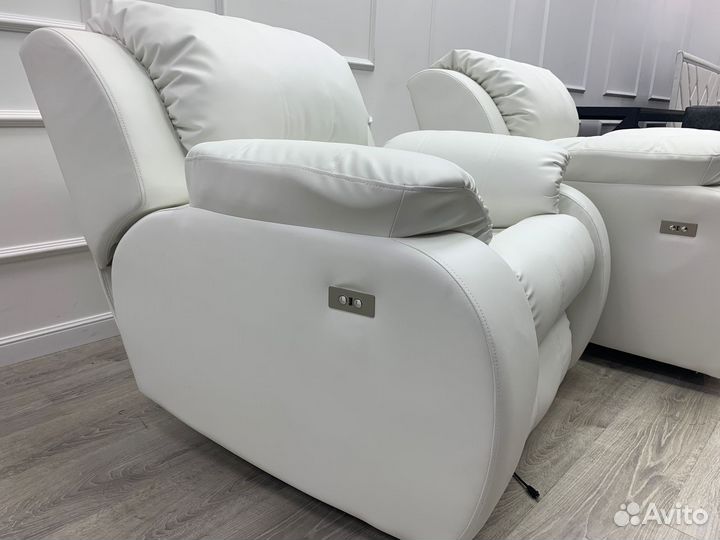 Кресло реклайнер для педикюра