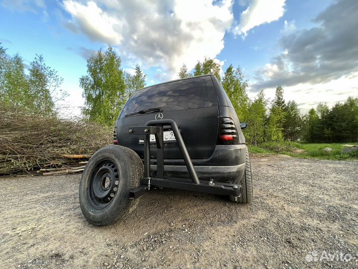 Универсальная калитка запасного колеса (съемная)