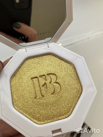 Косметика Fenty Beauty by Rihanna