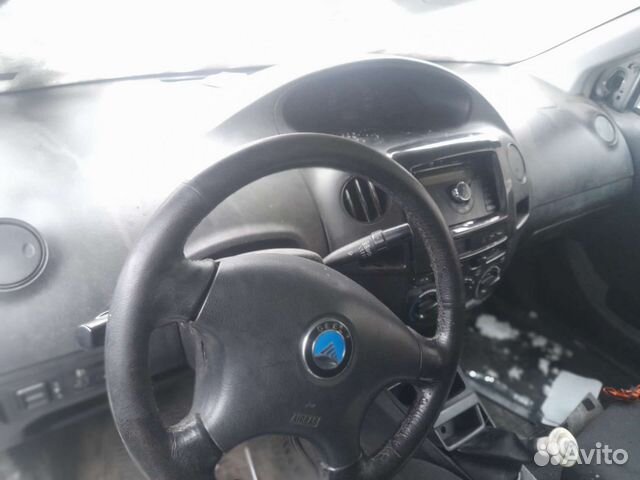 Запчасти на джили мк