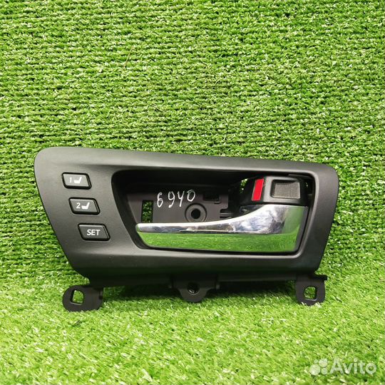 Ручка внутренняя двери Toyota 2012 69277-X1412