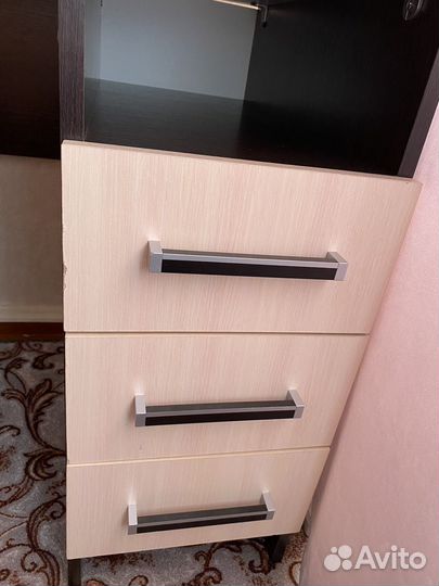 Компьютерный стол