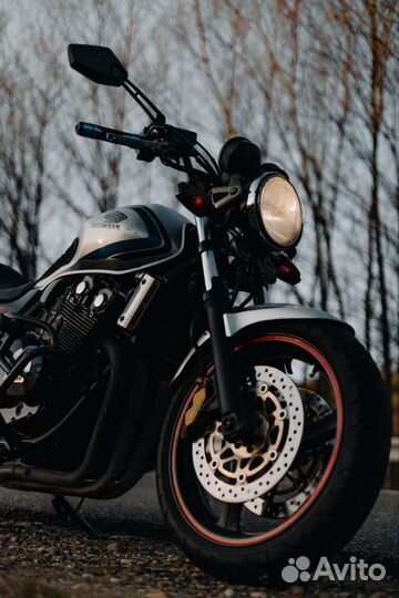 Honda CB 400 SF vtec2