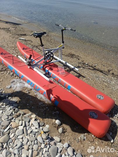 Водный велосипед