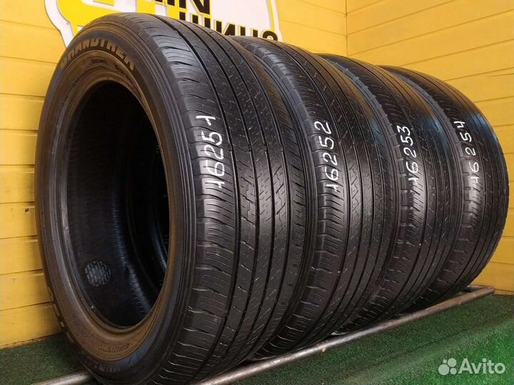 Dunlop Grandtrek ST30 235/55 R18