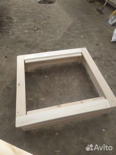 Детская песочница деревянная