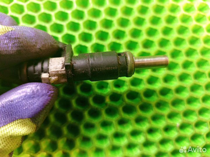 Форсунка топливная Mercedes-Benz E-Класс