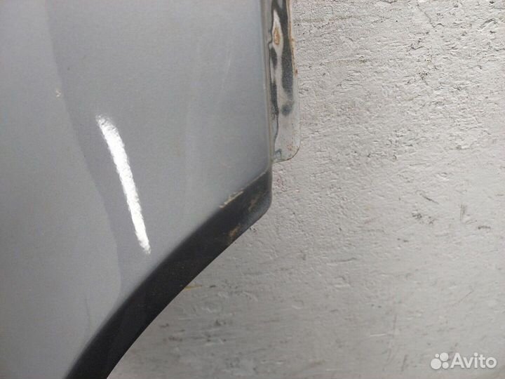 Крыло правое переднее Mercedes 124, 1990