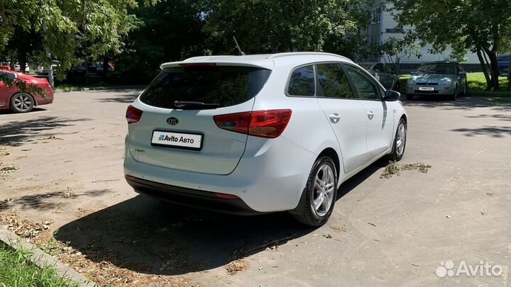 Kia Ceed 1.6 AT, 2016, 270 000 км