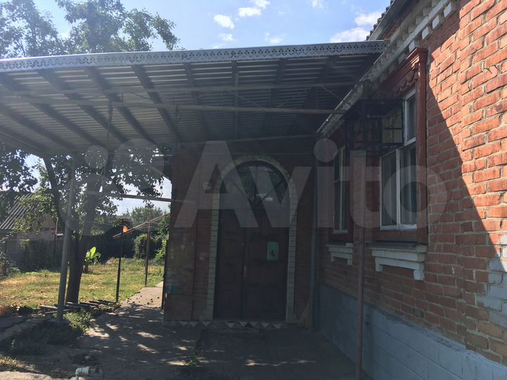 Дом 202 м² на участке 6 сот.