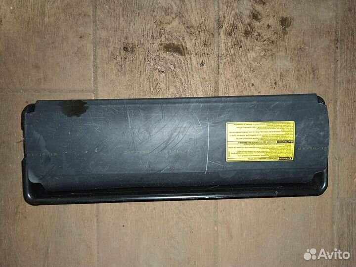 Подушка безопасности коленная водителя Chrysler