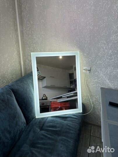Зеркало с подсветкой 60*80