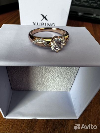 Кольцо женское