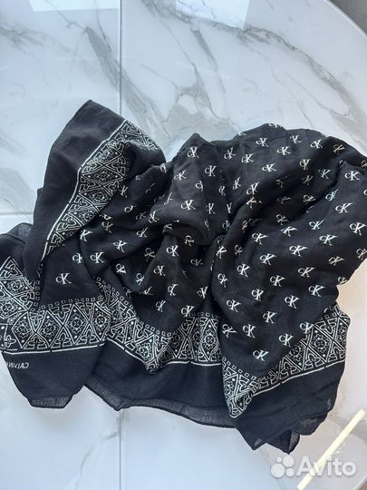 Шапка перчатки шарфы Calvin Klein