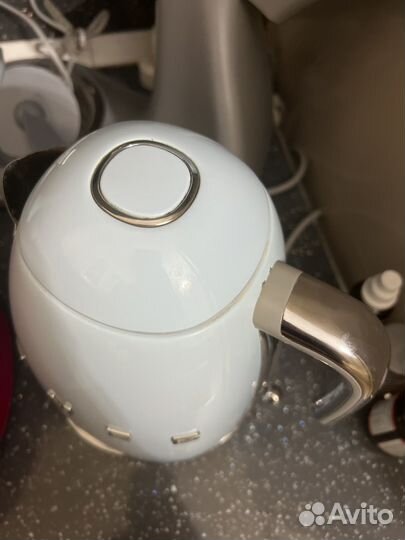 Smeg чайник 1.7 литра