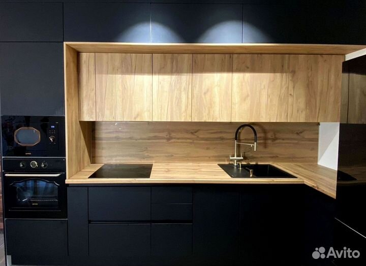 Кухонный гарнитур угловой в потолок