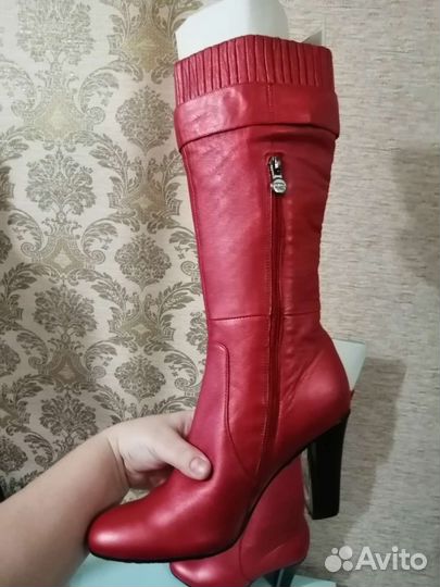 Сапоги красные демисезонные р.40 (нат.кожа)