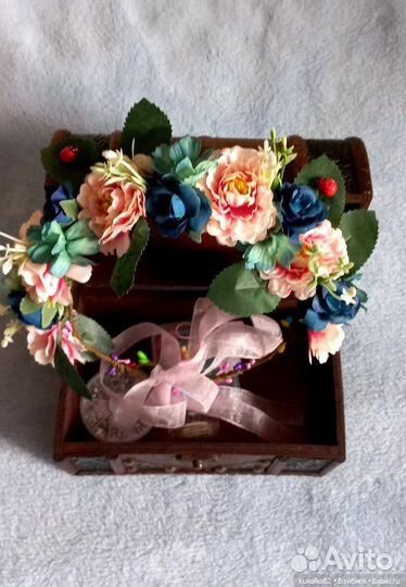 Нарядный веночек