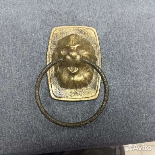 Дверная ручка Голова льва. Металл (сзр)