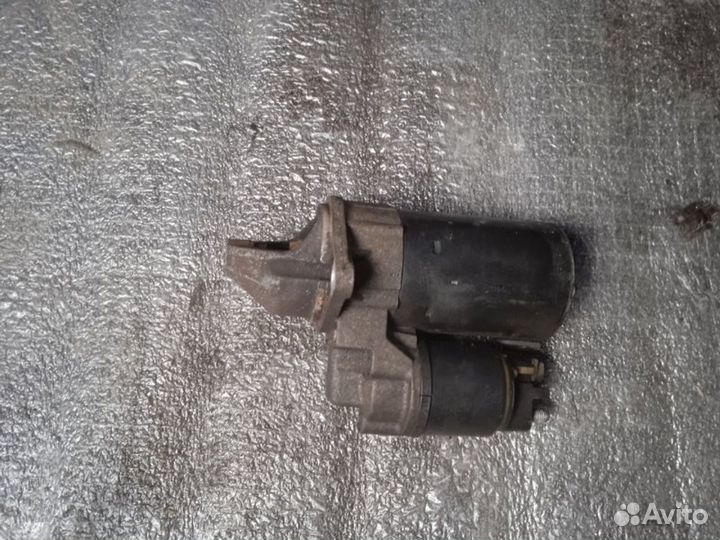 Стартер Opel Astra H Z18XE 2004