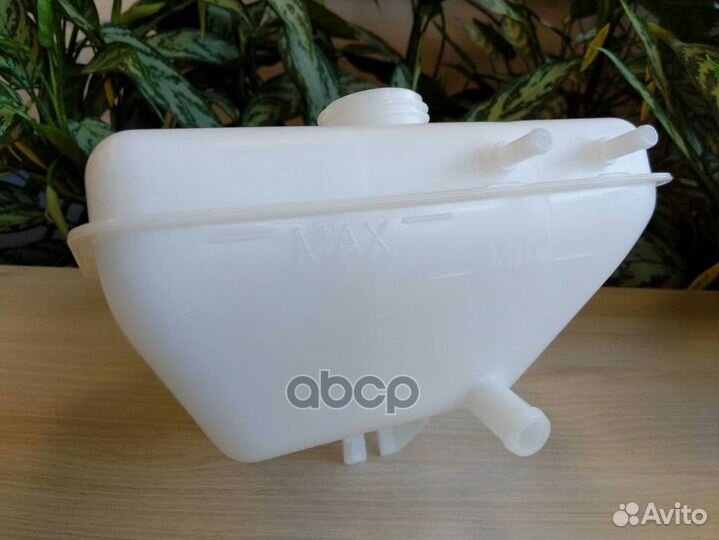 Бачок расшир. /УАЗ 3163 Патриот, 2360 Карго