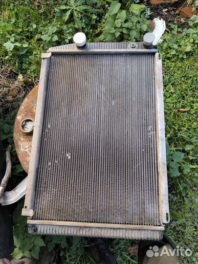 Радиатор на УАЗ patriot