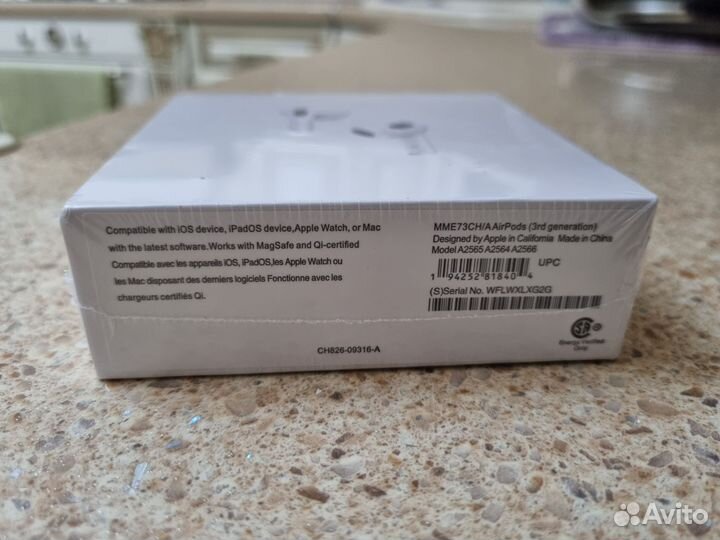 Беспроводные наушники apple airpods