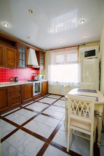 2-к. квартира, 65 м², 6/7 эт.