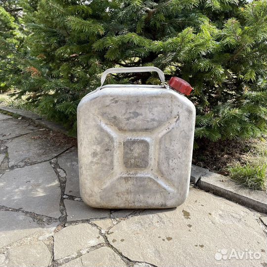 Канистра алюминиевая бу